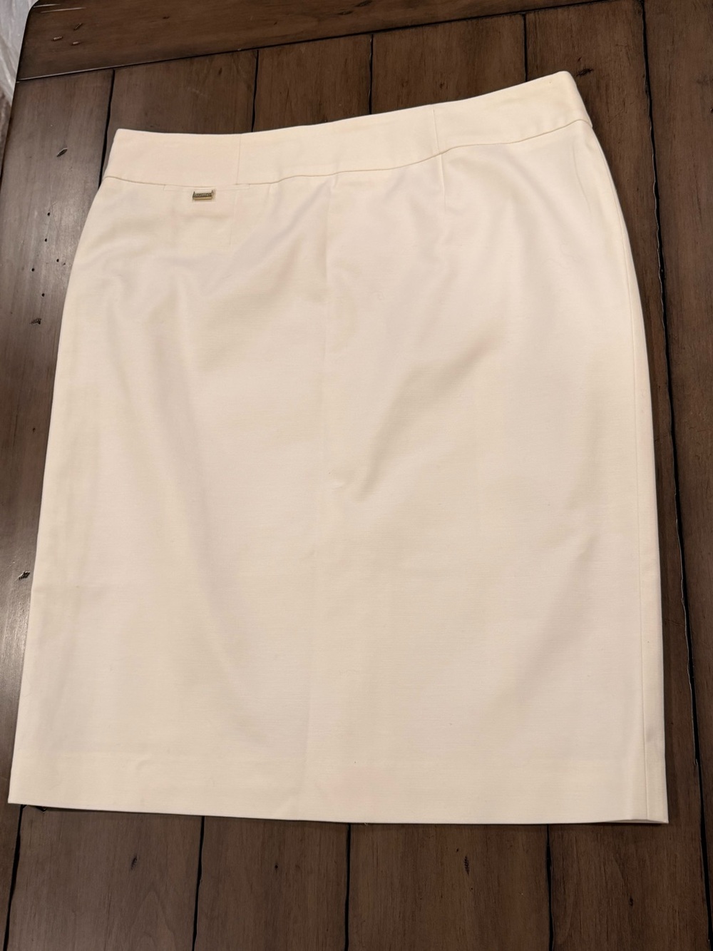 Calvin Klein White Cream Pencil Skirt size 10 Like New it#697
